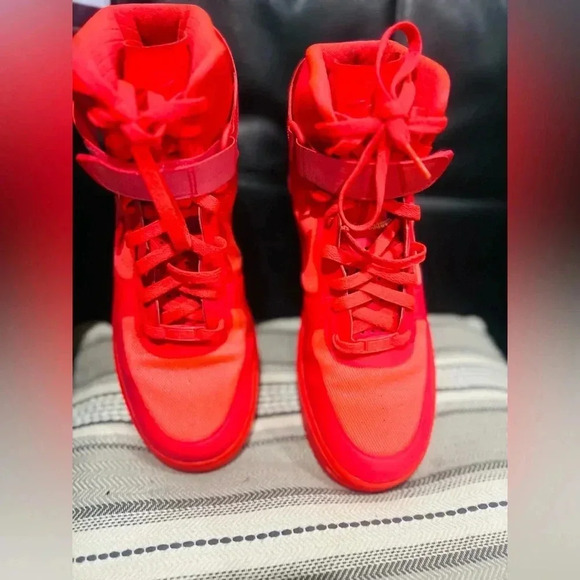 Nike Air Force 1 Hi HYP PRM Solar Red size 9 Men’s - Picture 5 of 7
